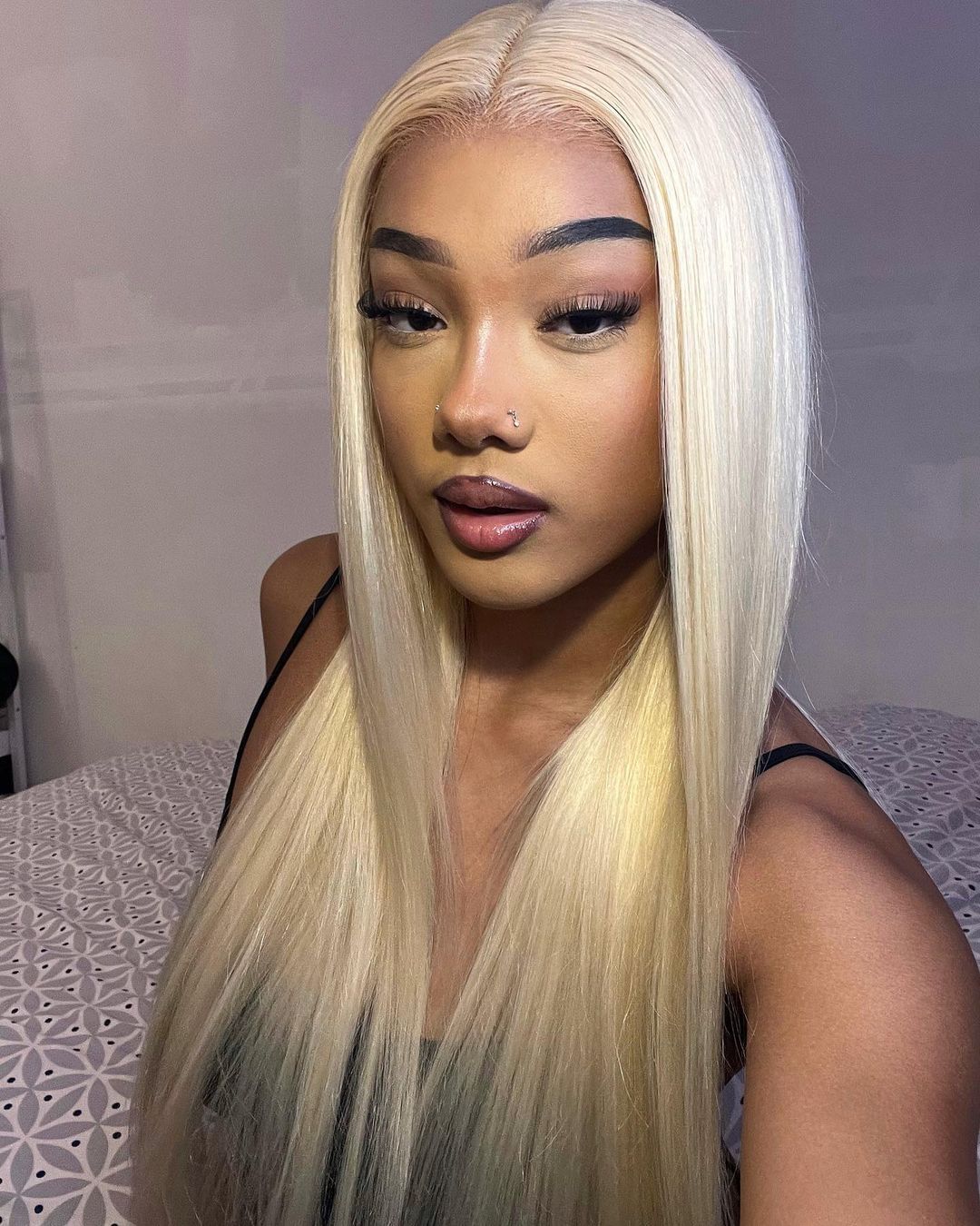 Talktohair 613 Blonde Lace Front Wigs Human Hair 13x4 150% Density Straight Lace Frontal Wig